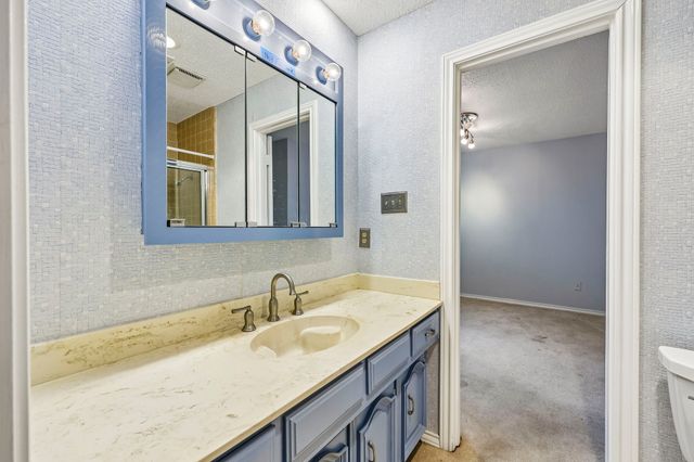 1717 Edgewater Drive, Plano, TX 75075