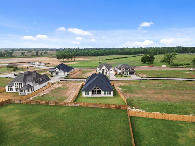 618 Gunner Drive, Montgomery, TX 77316