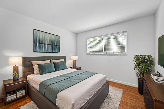 2463 Aarles Ct, Walnut Creek, CA 94598