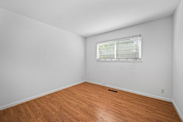 2463 Aarles Ct, Walnut Creek, CA 94598