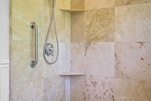 2463 Aarles Ct, Walnut Creek, CA 94598