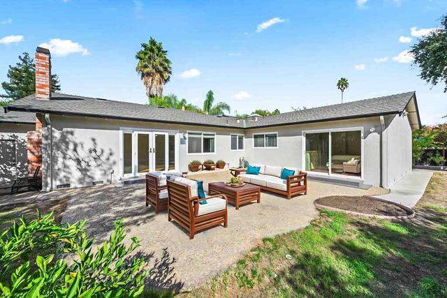 2463 Aarles Ct, Walnut Creek, CA 94598