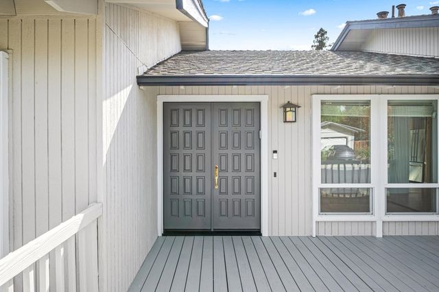 2463 Aarles Ct, Walnut Creek, CA 94598