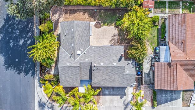 2463 Aarles Ct, Walnut Creek, CA 94598