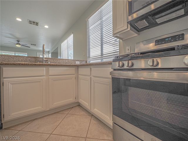 652 Baldurn Avenue, Las Vegas, NV 89183