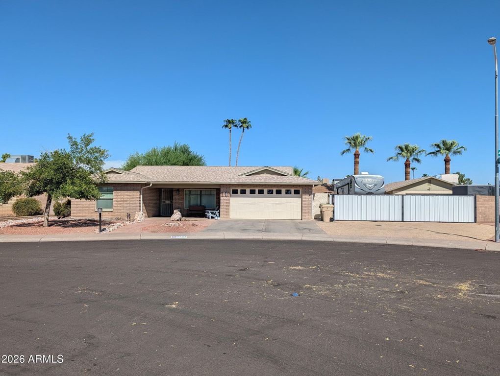 9823 N 48TH Drive, Glendale, AZ 85302 — exterior