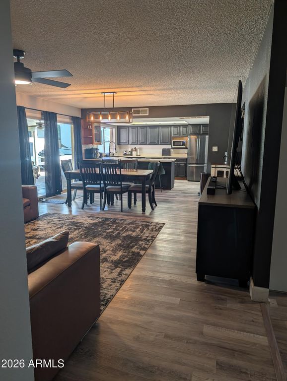 9823 N 48TH Drive, Glendale, AZ 85302 — photo 3