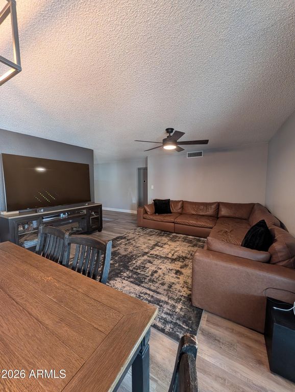 9823 N 48TH Drive, Glendale, AZ 85302 — photo 5
