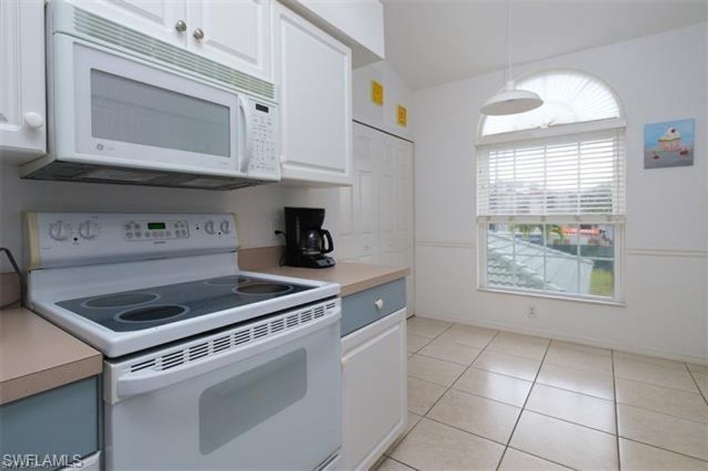 4925 Sandra Bay DR 201, NAPLES, FL 34109 — photo 4