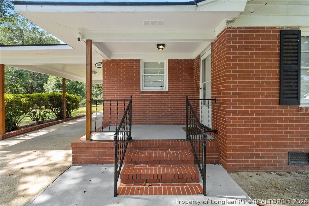808 Hemlock Drive, Fayetteville, NC 28304 — photo 3