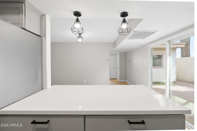 3101 W LOMA Lane, Phoenix, AZ 85051