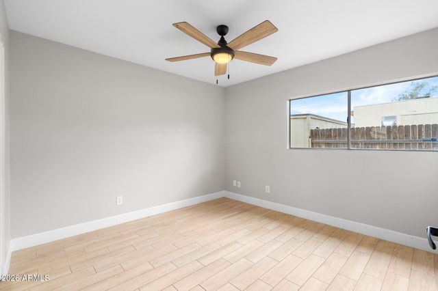 3101 W LOMA Lane, Phoenix, AZ 85051