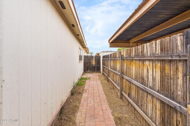 3101 W LOMA Lane, Phoenix, AZ 85051