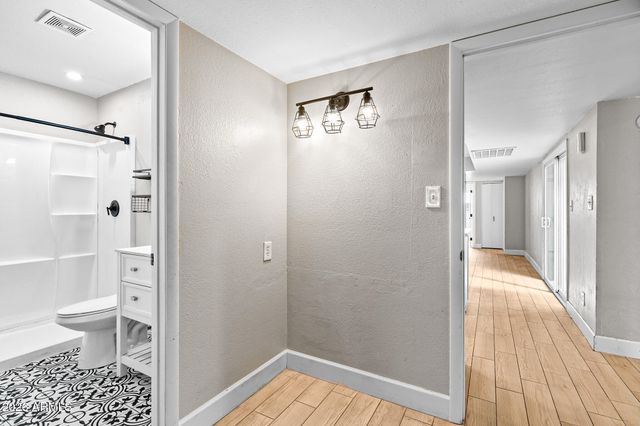 3101 W LOMA Lane, Phoenix, AZ 85051