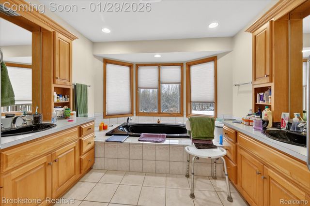 5163 Country Squire Road, Dryden Township, MI 48428