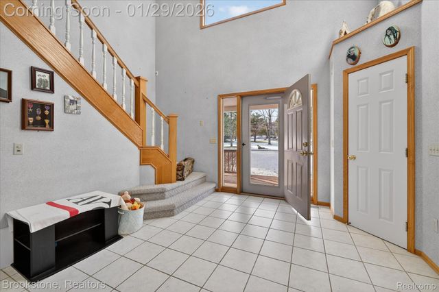 5163 Country Squire Road, Dryden Township, MI 48428