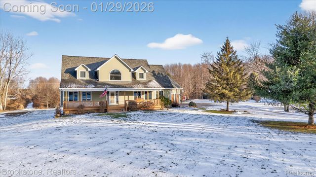 5163 Country Squire Road, Dryden Township, MI 48428