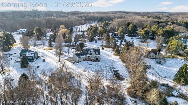 5163 Country Squire Road, Dryden Township, MI 48428