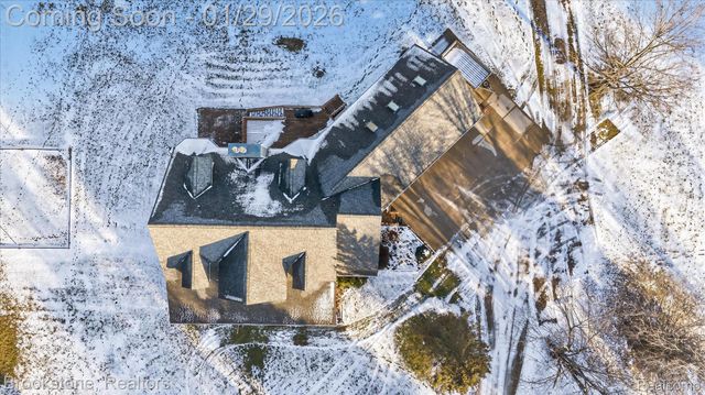 5163 Country Squire Road, Dryden Township, MI 48428