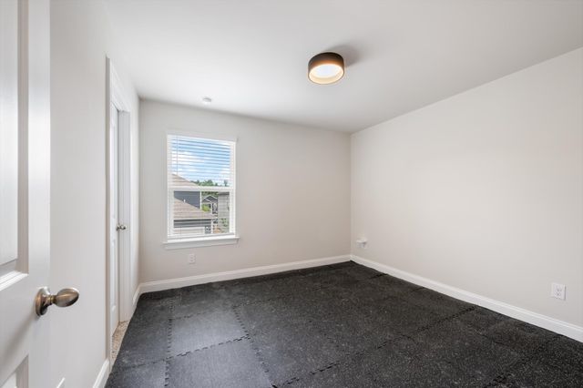1337 Carriage Park Dr, Hermitage, TN 37076