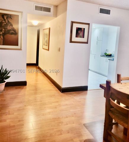 500 Bayview Dr 1923, Sunny Isles Beach, FL 33160