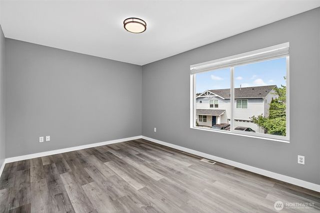9430 185th Street Ct E, Puyallup, WA 98375