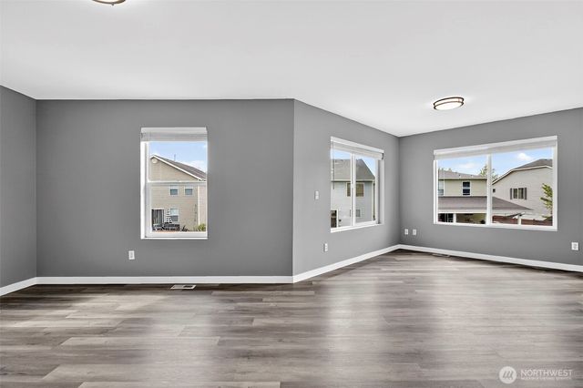 9430 185th Street Ct E, Puyallup, WA 98375