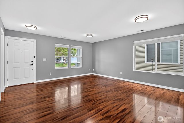 9430 185th Street Ct E, Puyallup, WA 98375