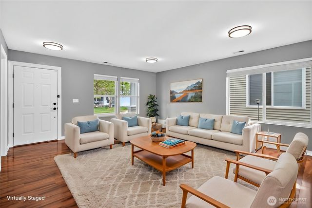 9430 185th Street Ct E, Puyallup, WA 98375