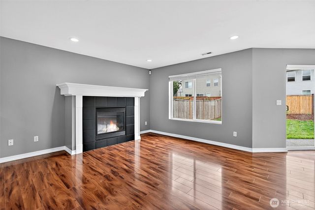 9430 185th Street Ct E, Puyallup, WA 98375