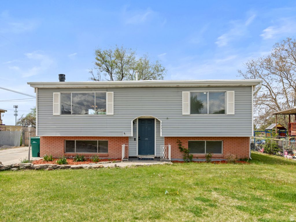 5331 S 2675 W, Roy, UT 84067