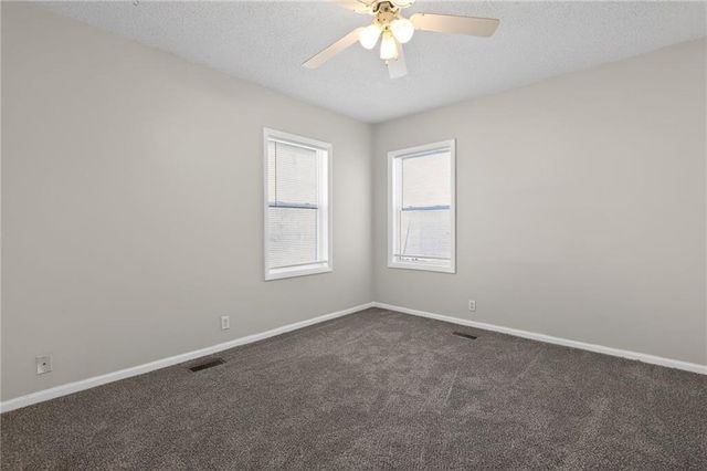 5605 Ditzler Avenue, Raytown, MO 64133