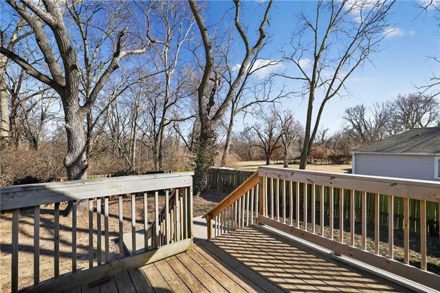 5605 Ditzler Avenue, Raytown, MO 64133