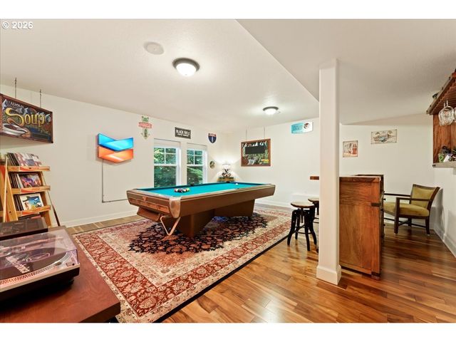 3788 CALAROGA Dr, West Linn, OR 97068