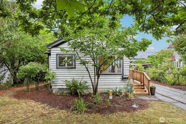 1807 30th Avenue S, Seattle, WA 98144