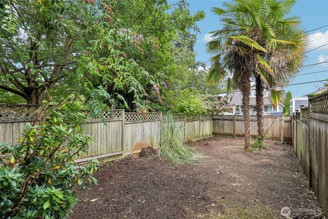 1807 30th Avenue S, Seattle, WA 98144