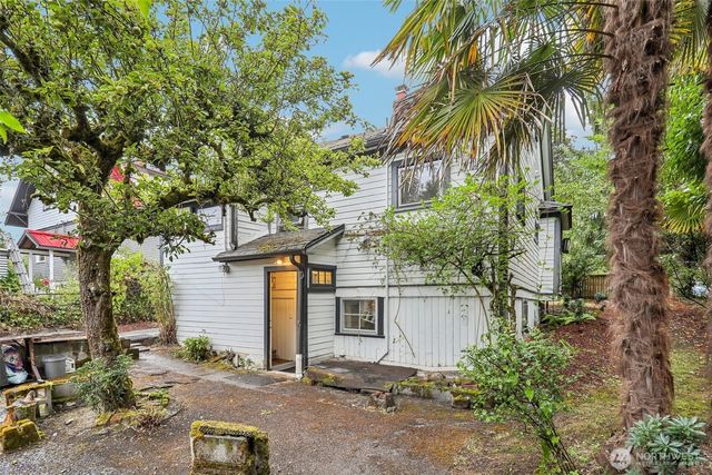 1807 30th Avenue S, Seattle, WA 98144
