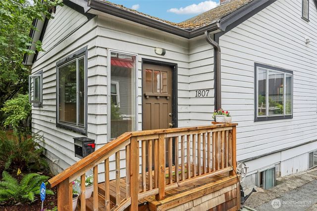 1807 30th Avenue S, Seattle, WA 98144