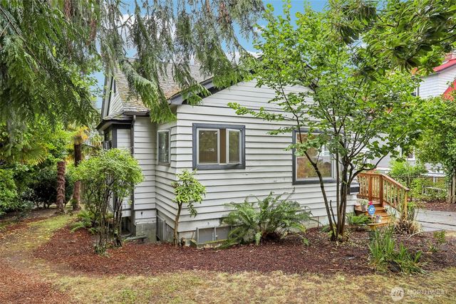 1807 30th Avenue S, Seattle, WA 98144