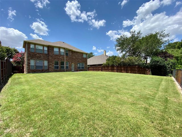 9224 Longview Drive, Plano, TX 75025