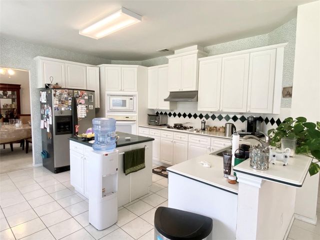 9224 Longview Drive, Plano, TX 75025