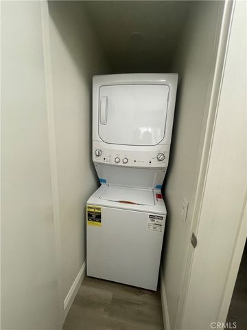 1818 Kelton Avenue 101, Los Angeles, CA 90025