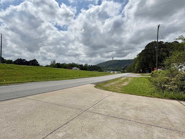1507 E Grand Avenue, Hot Springs, AR 71901