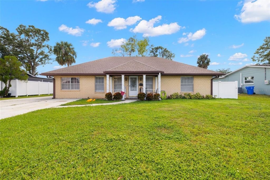 7706 W ELM STREET, Tampa, FL 33615