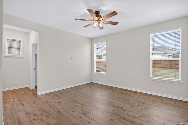 223 W West Granite Shores, Boerne, TX 78006