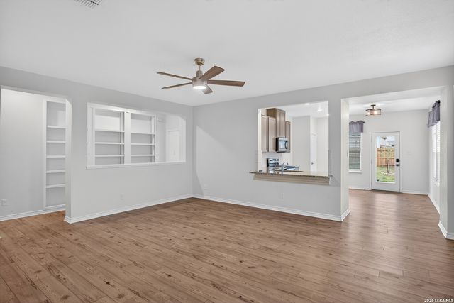 223 W West Granite Shores, Boerne, TX 78006