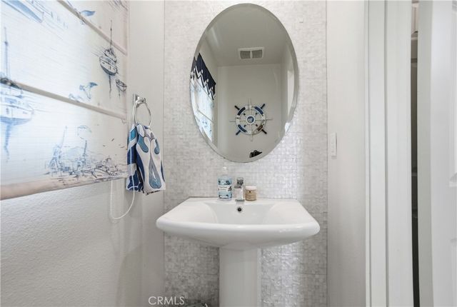 13270 W Sevillana way, Sylmar, CA 91342