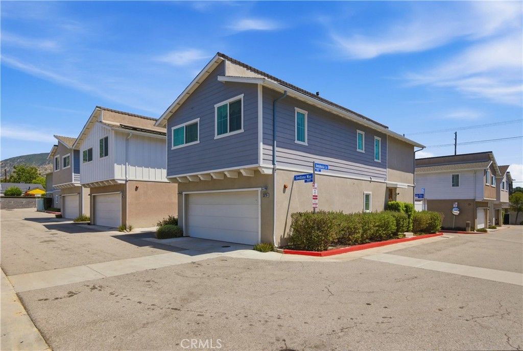13270 W Sevillana way, Sylmar, CA 91342