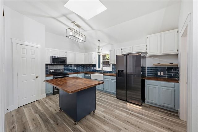 8104 Wharf Street, Frisco, TX 75035