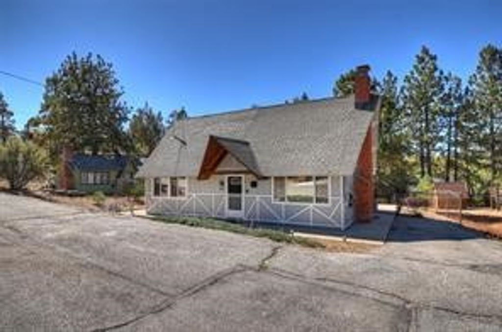 Image 1 of property listing at 642 Villa Grove, Big Bear, CA 92314